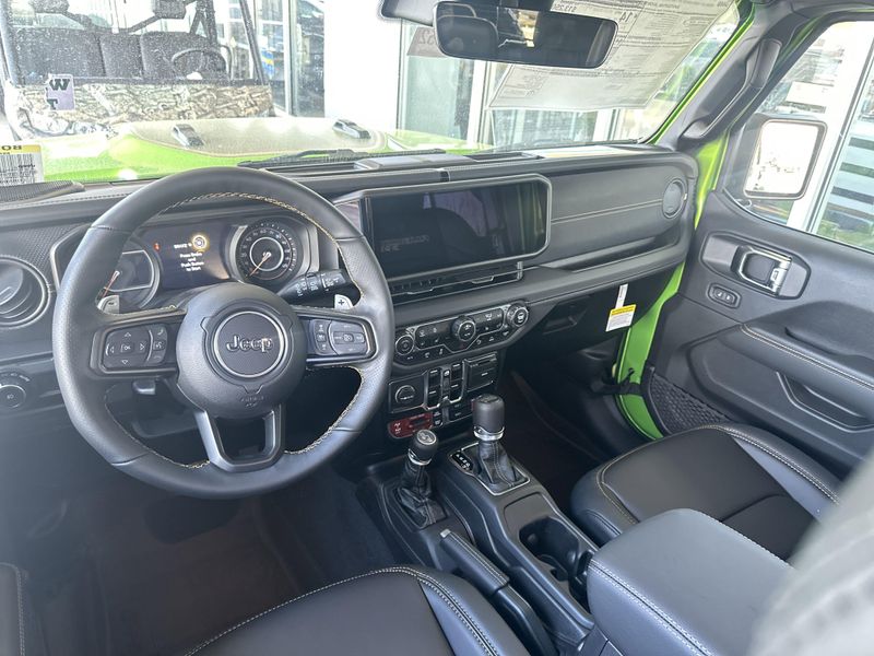 New 2025 Jeep Wrangler 4-door Rubicon 392Image 18