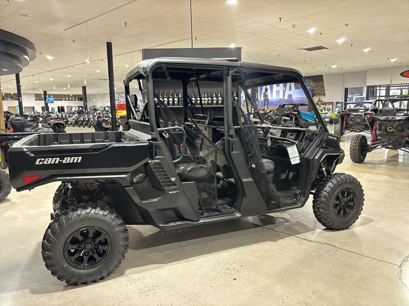 New 2026 Can-Am DEFENDER MAX XT HD11 WITH 10.25 IN. INFOTAINMENT Image 16