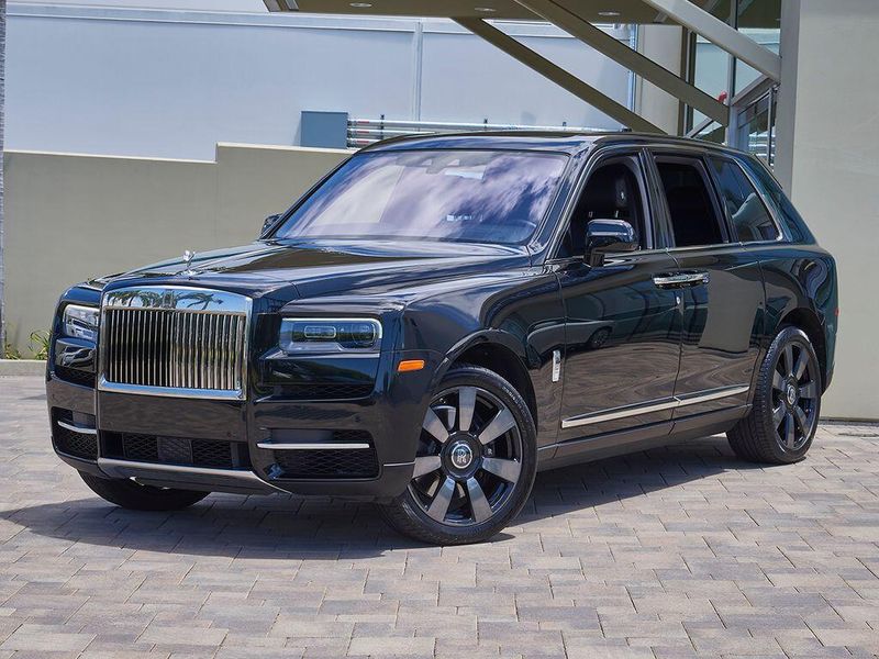 Used 2024 Rolls-Royce Cullinan Image 1
