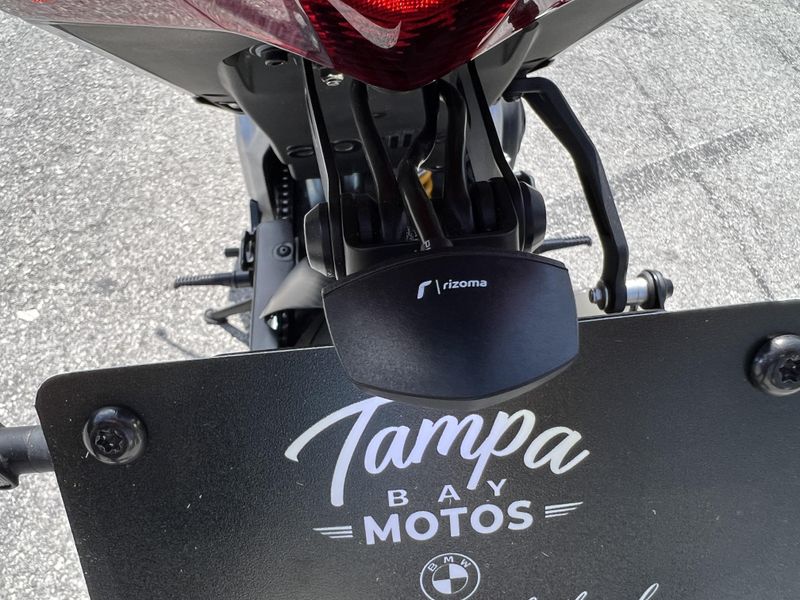 2024 Aprilia Tuono V4 Factory 1100 