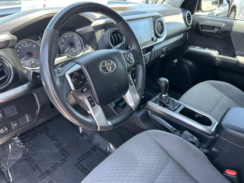 Used 2022 Toyota Tacoma SR5Image 16