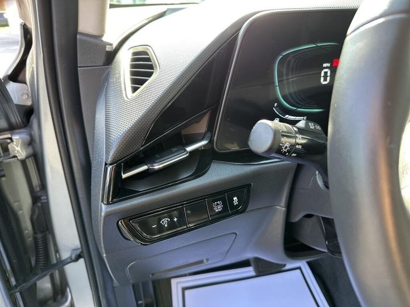 2023 Kia Niro EXImage 23