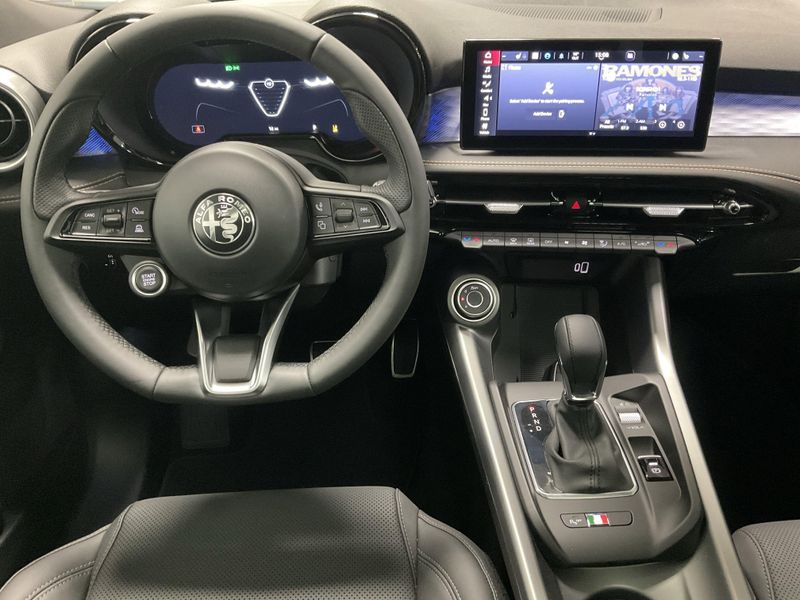 New 2026 Alfa Romeo Tonale Sprint AwdImage 12