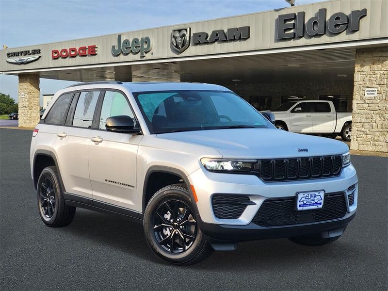 2025 Jeep Grand Cherokee Altitude X 4x4Image 1