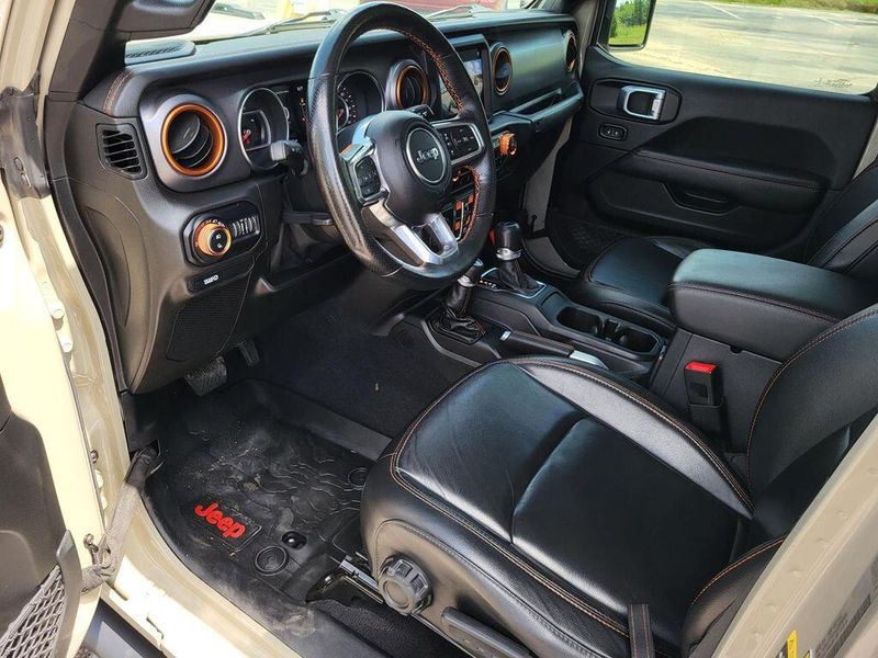 2020 Jeep Gladiator MojaveImage 28