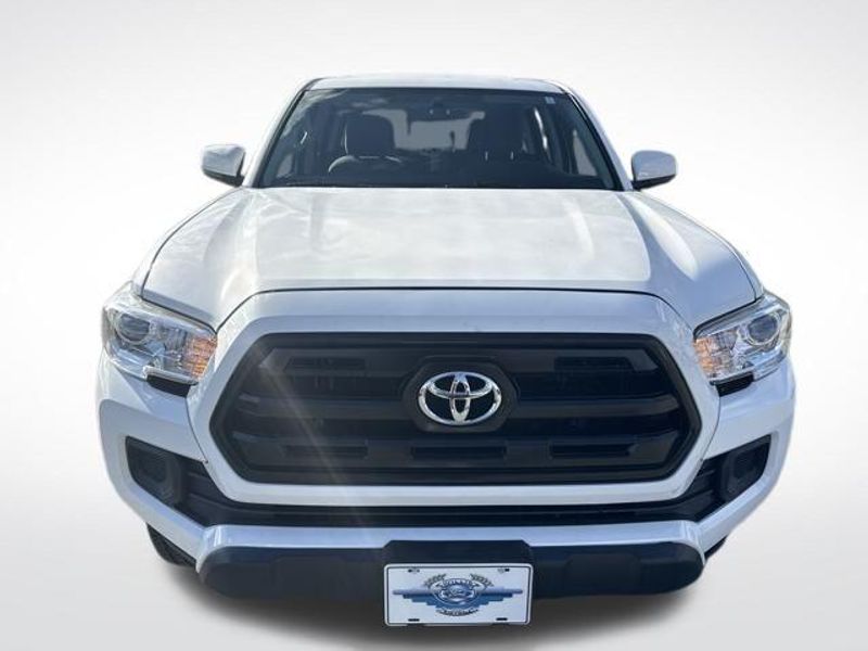 2017 Toyota Tacoma SR