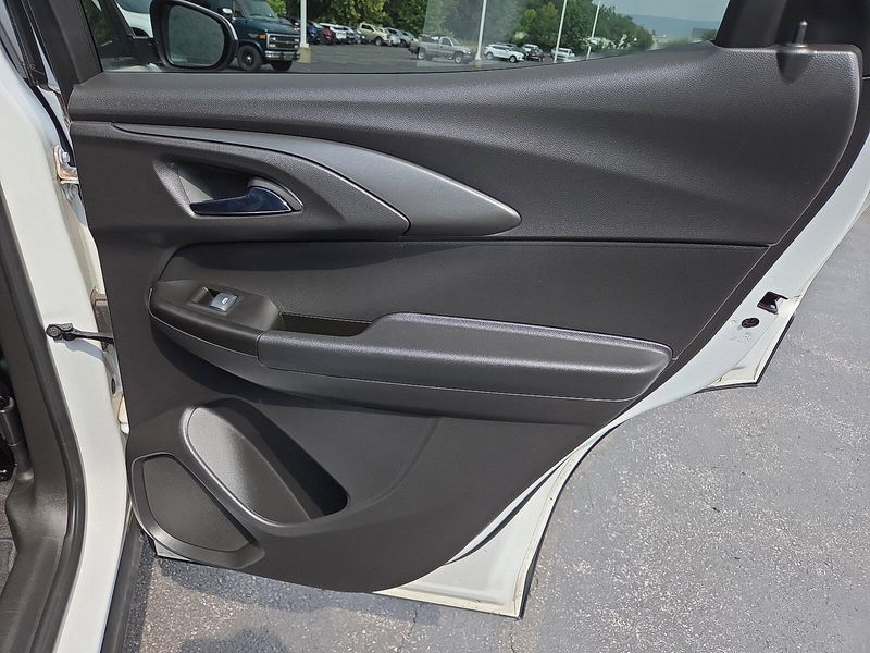 2023 Chevrolet Trailblazer LT photo 18