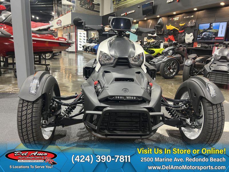 2023 Can-Am F3PC  in a CLASSIC, EPIC OR EXCLUSIVE PANEL COLOR OPTIONS exterior color. Del Amo Motorsports of Redondo Beach (424) 304-1660 delamomotorsports.com 