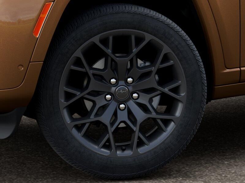 New 2027 Jeep Grand Cherokee Summit
