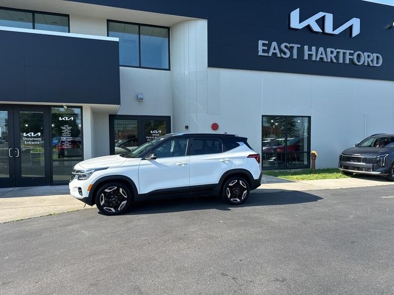Used 2024 Kia Seltos SXImage 1