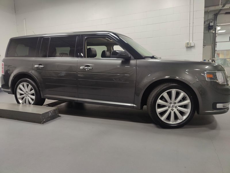 2015 Ford Flex SEL AWD w/Vista Roof & NavigationImage 3