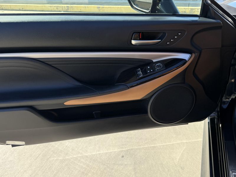 Used 2024 Lexus RC 300Image 17