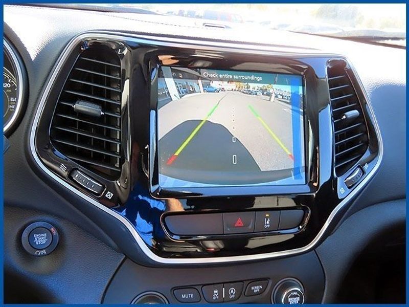 2022 Jeep Cherokee LimitedImage 21