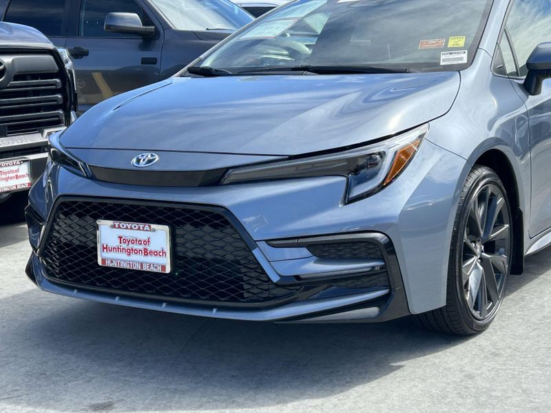 Used 2025 Toyota Corolla SEImage 7