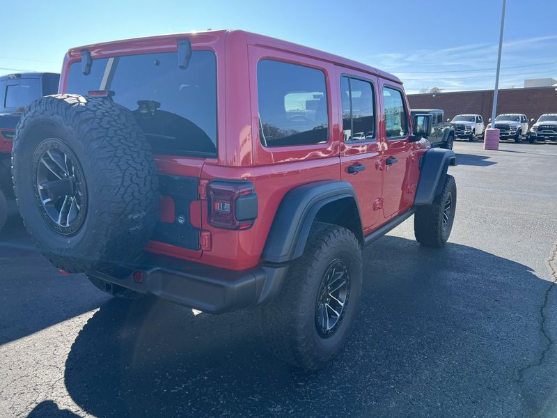 New 2026 Jeep Wrangler 4-door RubiconImage 6