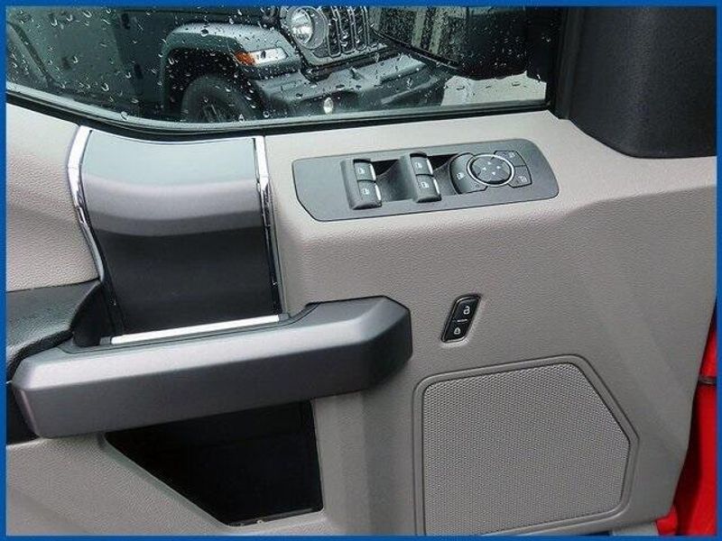 2019 Ford F-150 XLT photo 11
