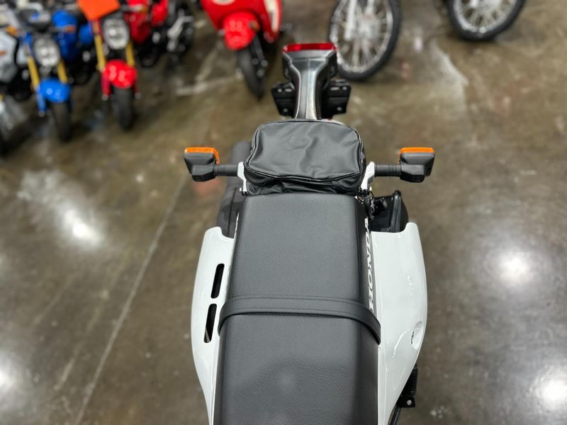 New 2025 Honda XR650L Image 25