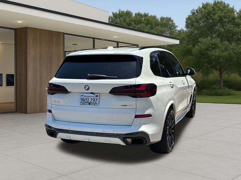 Used 2024 BMW X5 xDrive40iImage 9