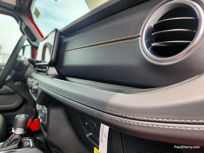 New 2025 Jeep Wrangler 4-door Sahara