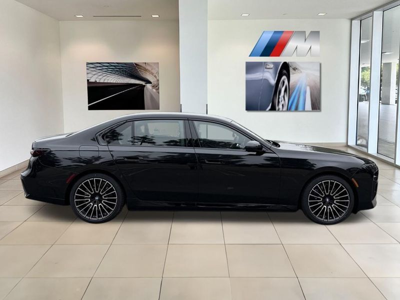 2025 BMW i7 eDrive50Image 5