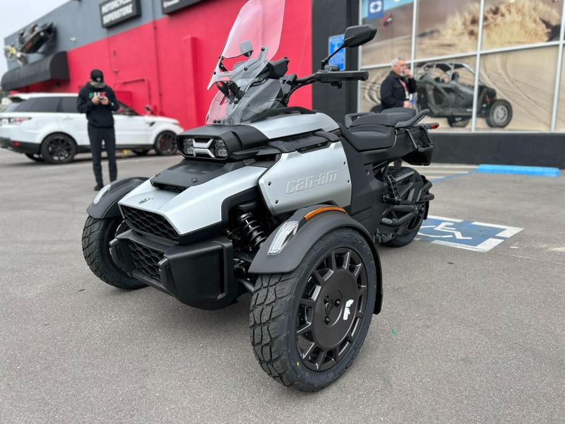 New 2026 Can-Am CANYON STANDARD Image 24