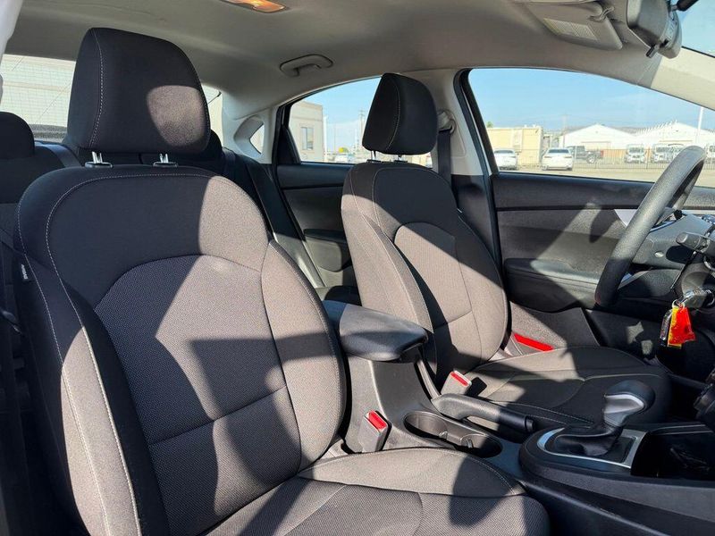 Used 2024 Kia Forte LXSImage 20
