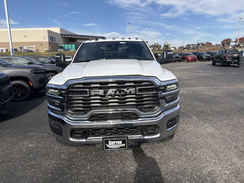 New 2026 RAM 3500 Tradesman Crew Cab Chassis 4x4 60