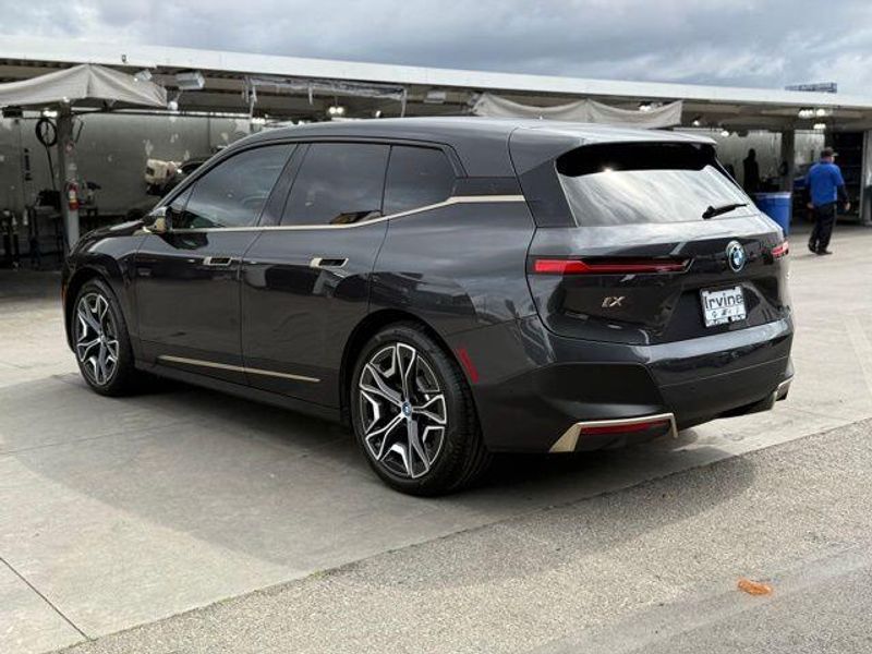 Used 2023 BMW iX xDrive50Image 12