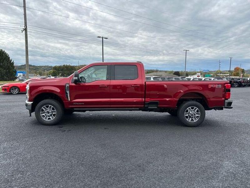 2026 Ford F-350 photo 2