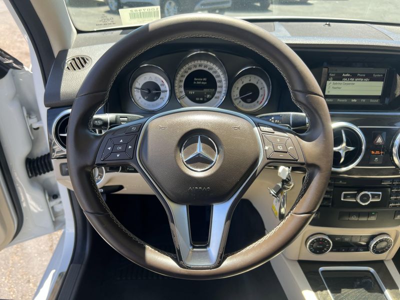 Used 2015 Mercedes-Benz GLK-Class GLK 350Image 9