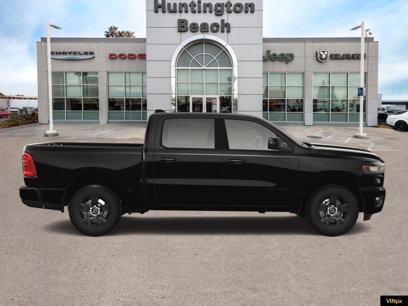 2025 RAM 1500 Tradesman Crew Cab 4x2Image 9