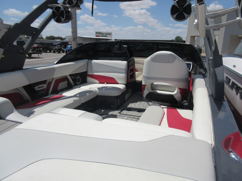 USED 2017 MALIBU WAKESETTER 22MXZ Image 10