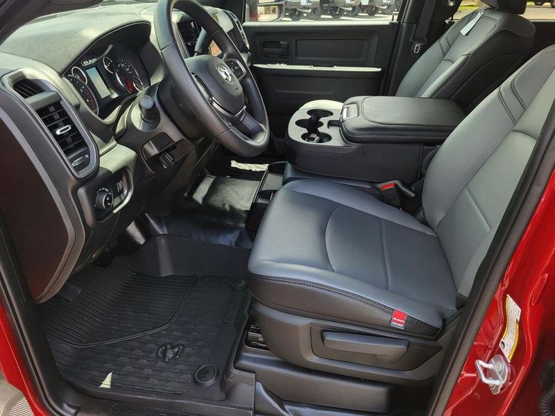 2025 RAM 2500 Tradesman Crew Cab 4x4 6