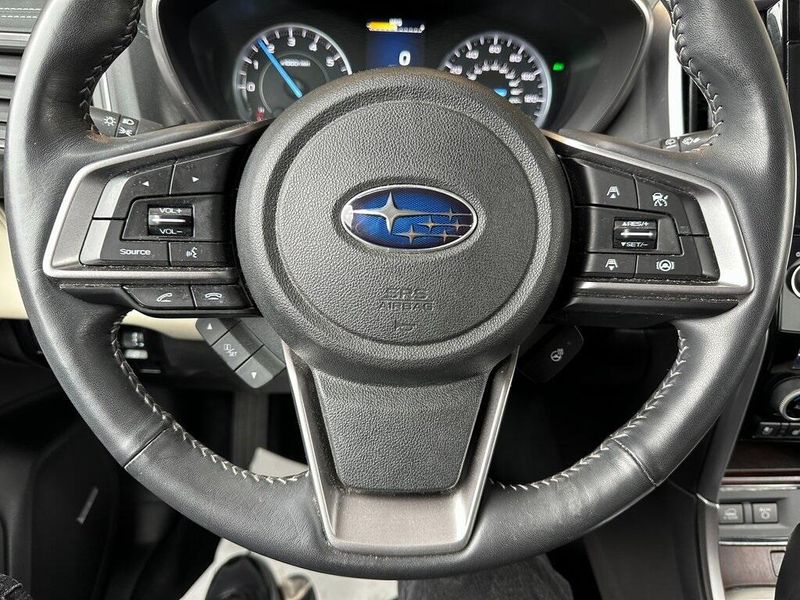 2021 Subaru Ascent TouringImage 3