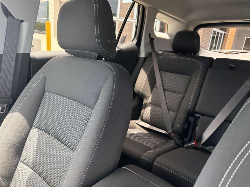 Used 2022 GMC Terrain SLEImage 40