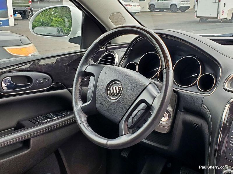 2016 Buick Enclave LeatherImage 17