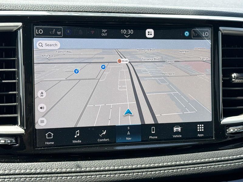 New 2027 Chrysler Pacifica Select Awd