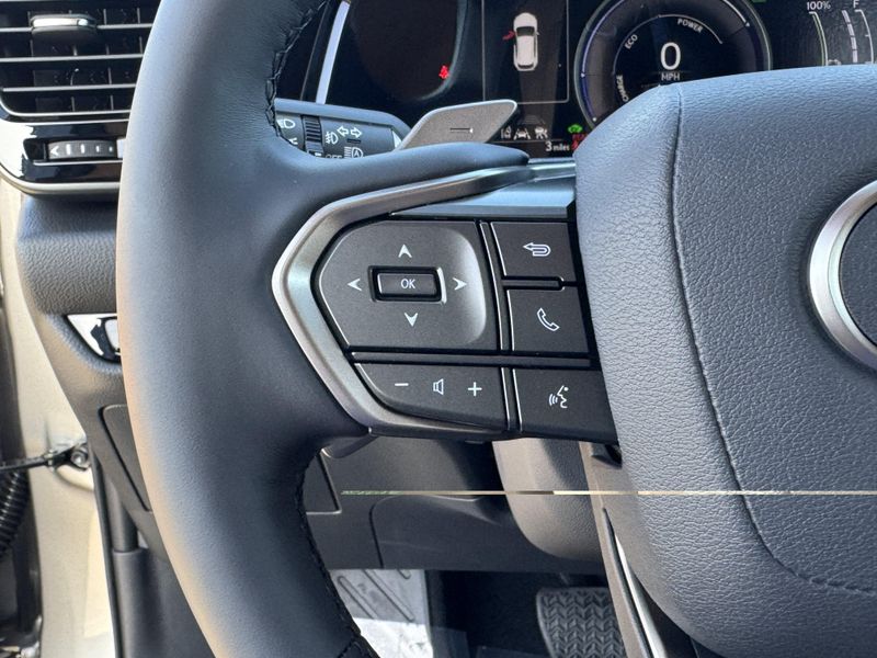 New 2026 Lexus NX 450h+ PremiumImage 24
