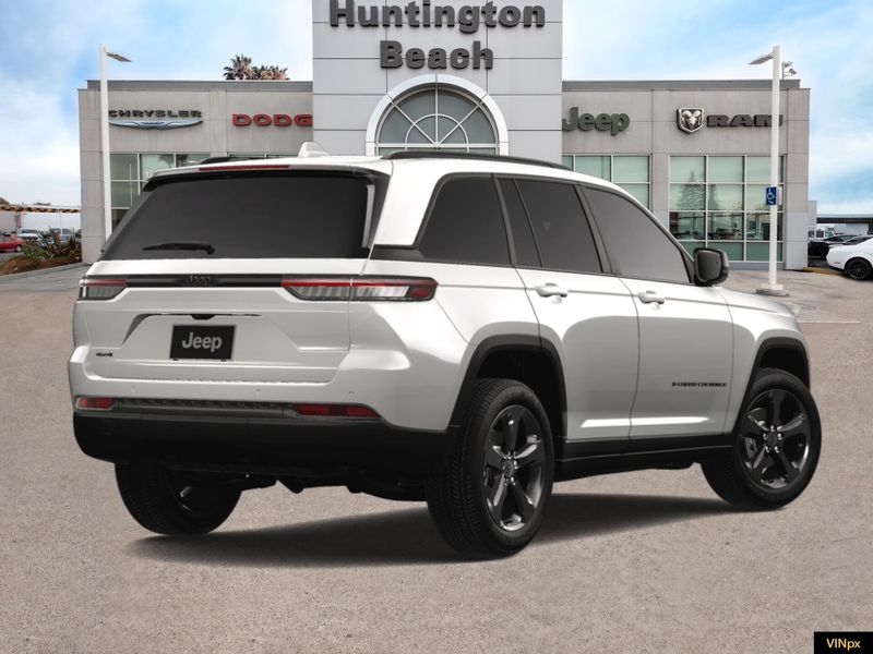 2025 Jeep Grand Cherokee Altitude 4x4Image 7