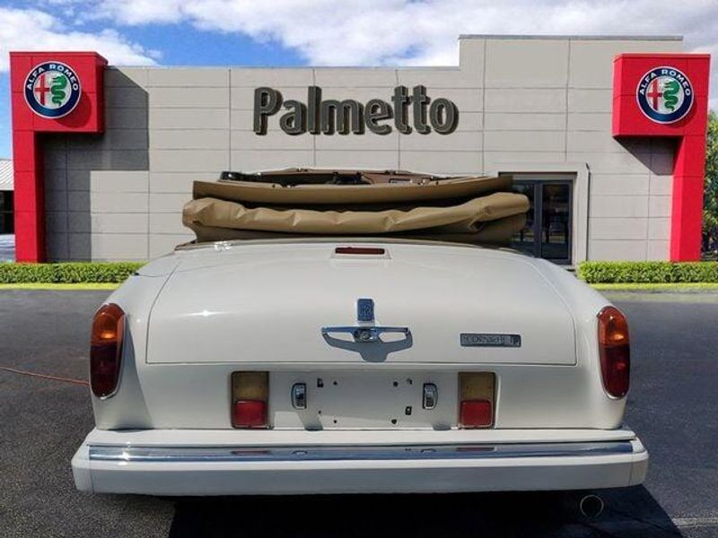 1989 Rolls Royce Corniche photo 4
