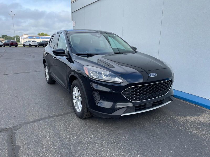 2020 Ford Escape SE photo 6
