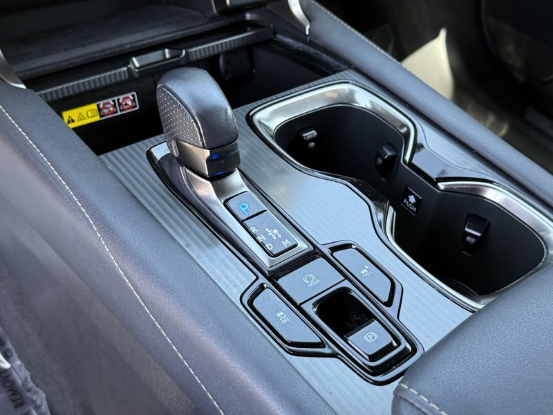 2023 Lexus RX 500h F SPORT PerformanceImage 26