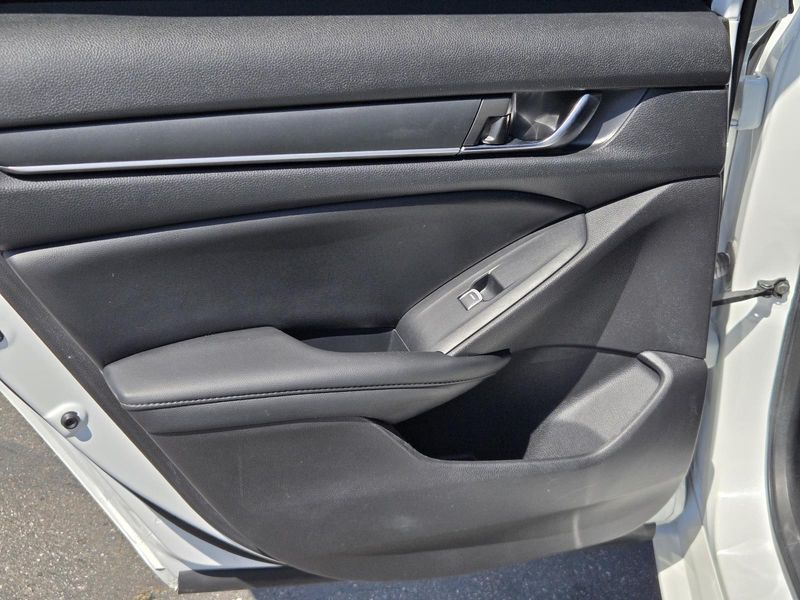 Used 2022 Honda Accord Sedan Sport SE 1.5T CVT