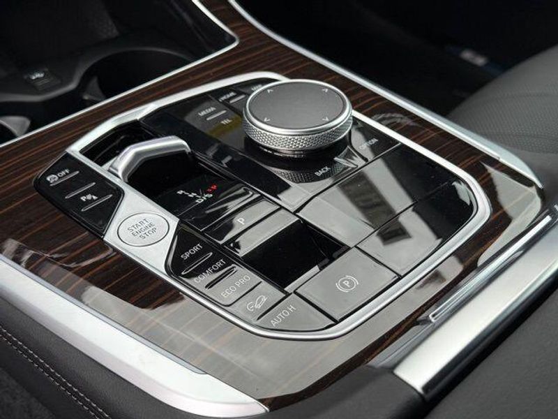 New 2026 BMW X5 xDrive40iImage 24