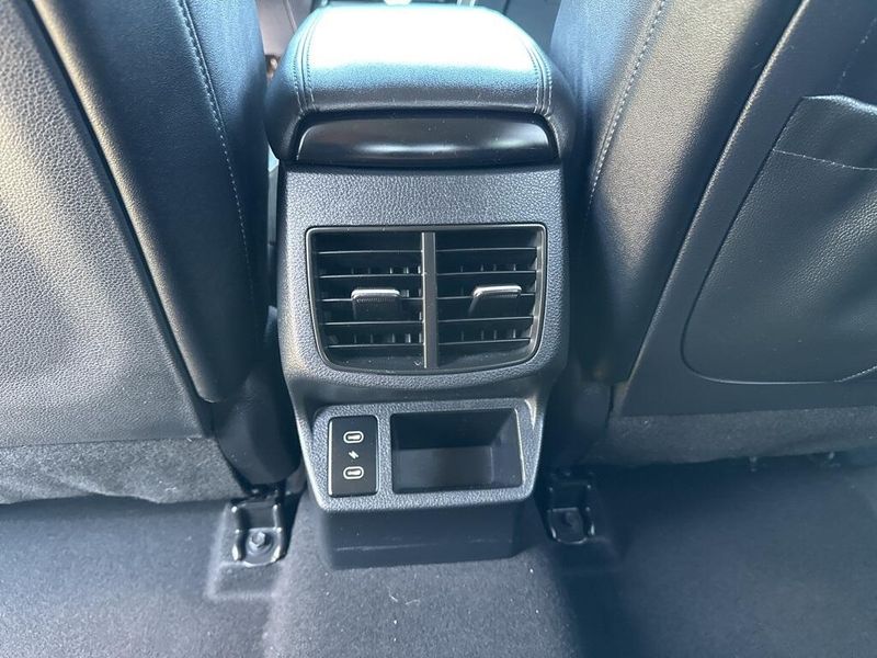 Used 2024 Kia Seltos SXImage 23