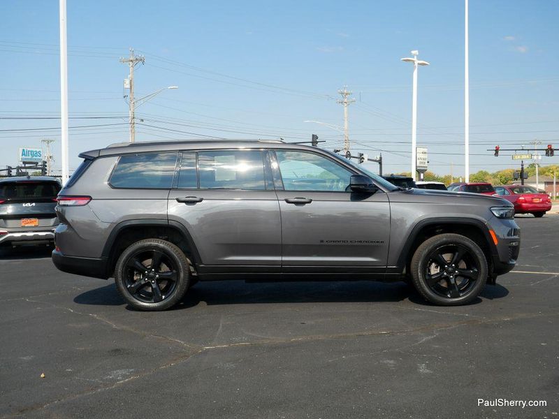 Used 2024 Jeep Grand Cherokee L Limited Black