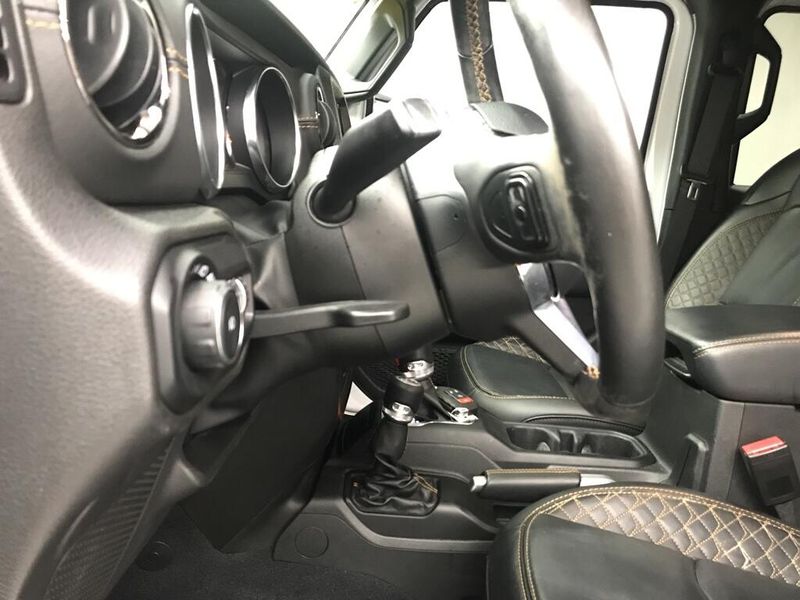 Used 2022 Jeep Wrangler Unlimited High AltitudeImage 11