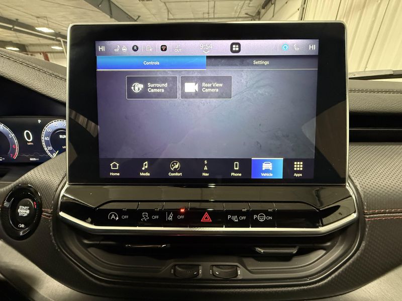 Used 2024 Jeep Compass TrailhawkImage 37