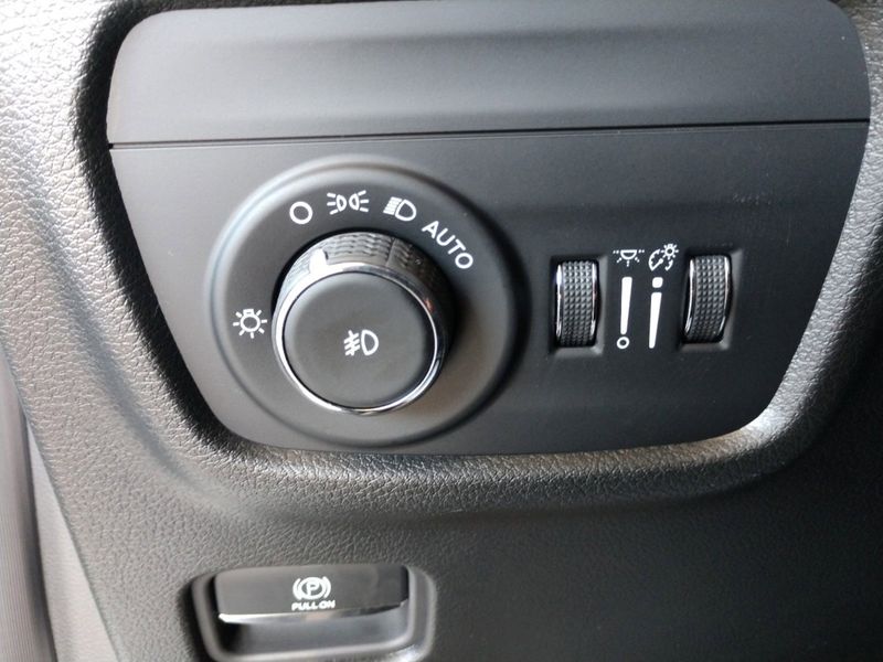 2023 Jeep Grand Cherokee L Limited 4x4Image 26