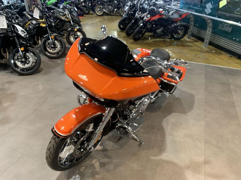 Used 2022 Harley-Davidson Road Glide CVO Road Glide Image 17